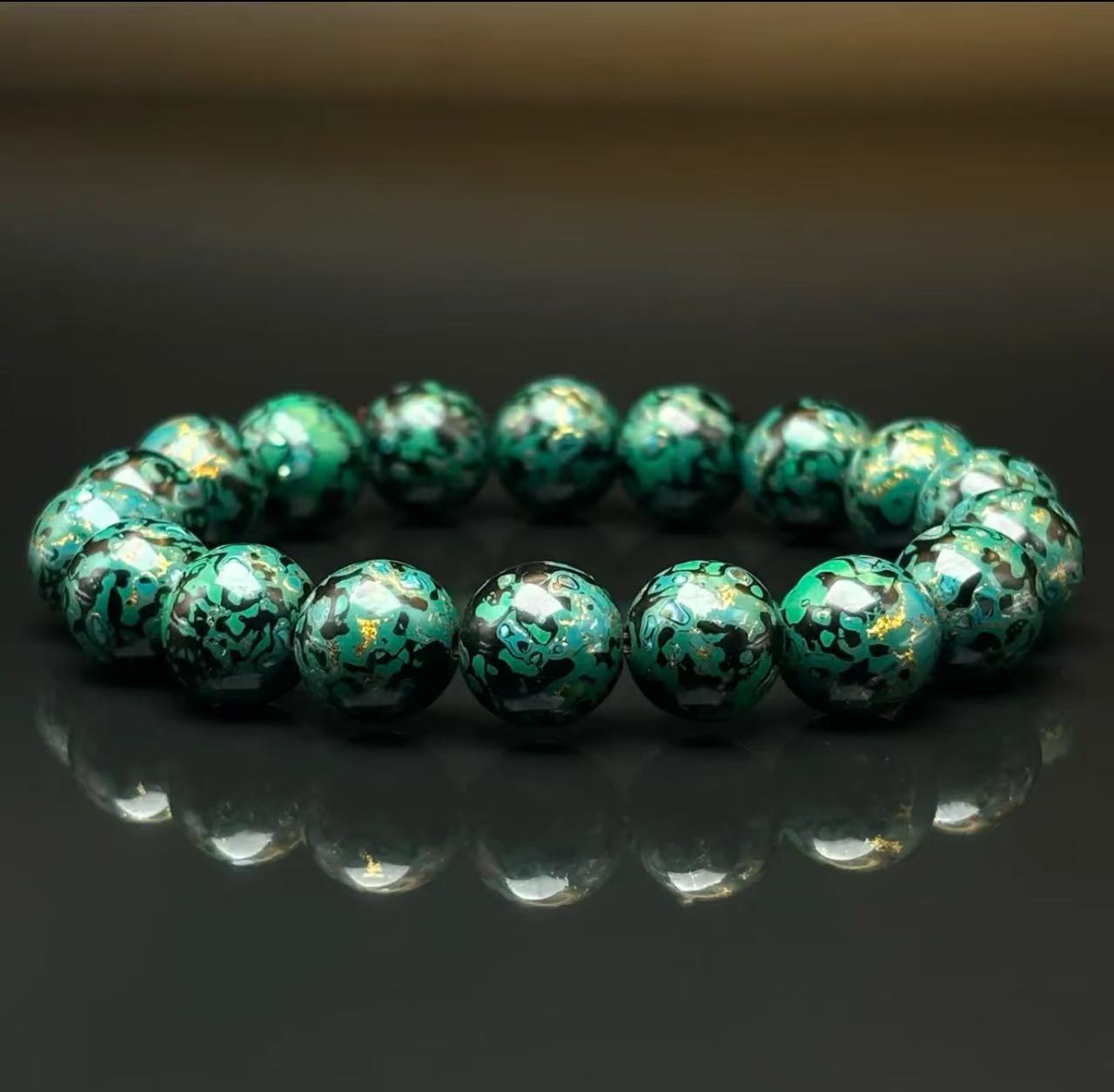 Centuries-old Chinese lacquer art on rosewood beads - 18 layers of urushi glaze
