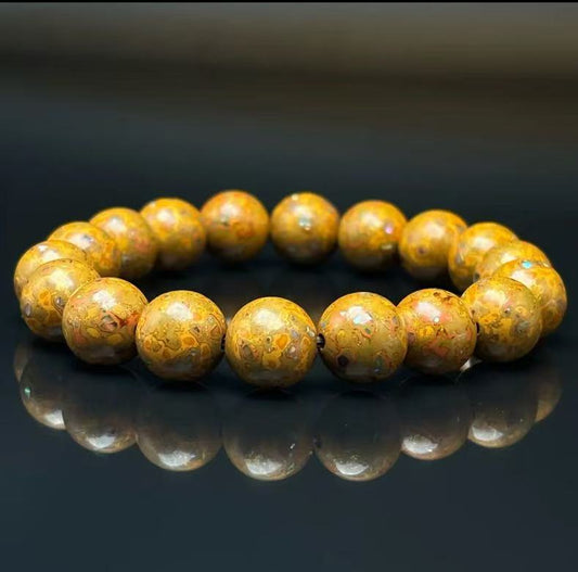 Full moon charging ritual for lacquer beads - crystal grid activation method