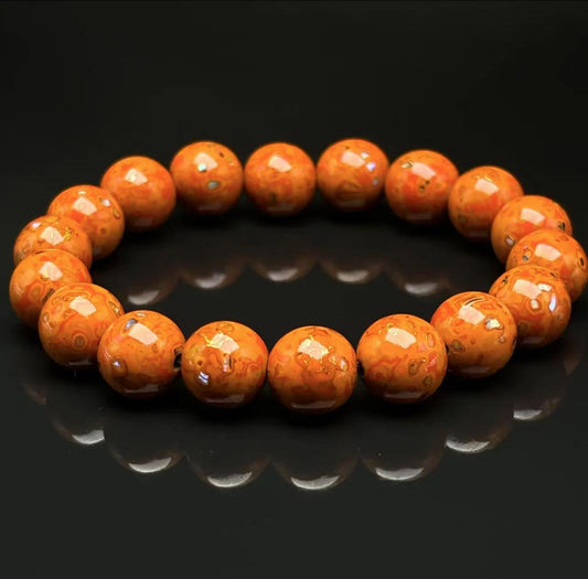 Woodgrain textured urushi beads, vegan alternative to sandalwood
